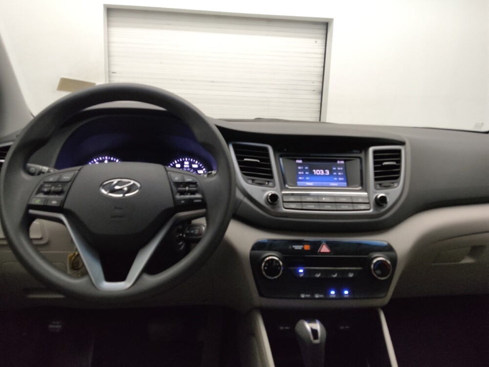 2016 Hyundai Tucson in Stone Mountain, GA 30083 - 18053754 22