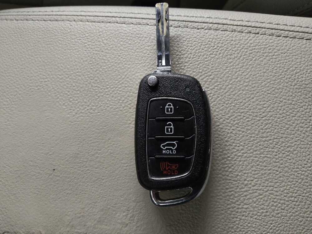 2016 Hyundai Tucson in Stone Mountain, GA 30083 - 18053754 32