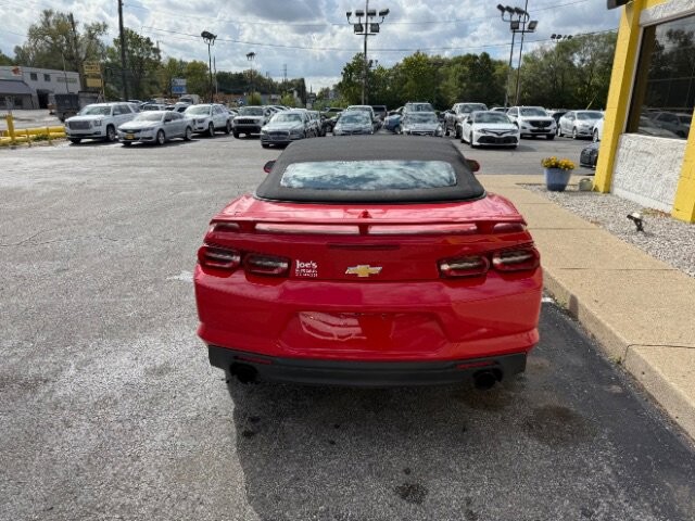 2019 Chevrolet Camaro in Indianapolis, IN 46222-4002 - 18053798 5