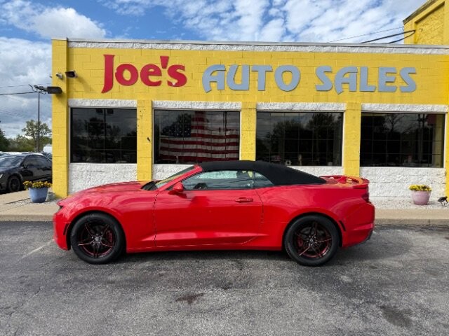 2019 Chevrolet Camaro in Indianapolis, IN 46222-4002 - 18053798