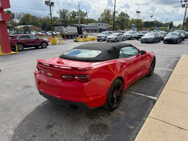 2019 Chevrolet Camaro in Indianapolis, IN 46222-4002 - 18053798 4