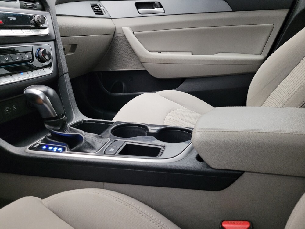 2018 Hyundai Sonata in Chandler, AZ 85225 - 18053887 26