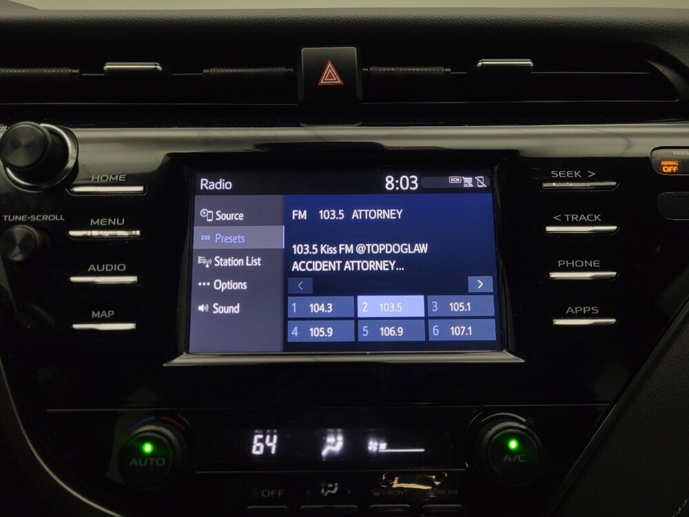 2019 Toyota Camry in Peoria, IL 61615 - 18054020 25