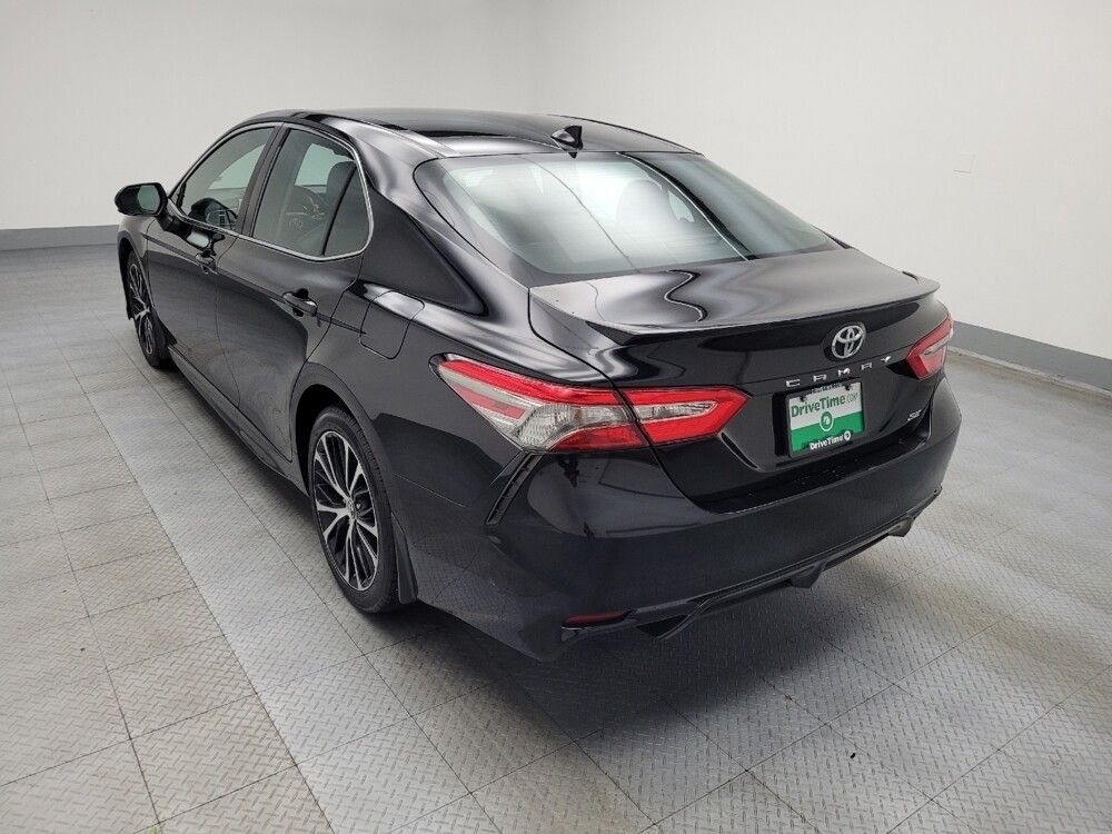 2019 Toyota Camry in Peoria, IL 61615 - 18054020 5