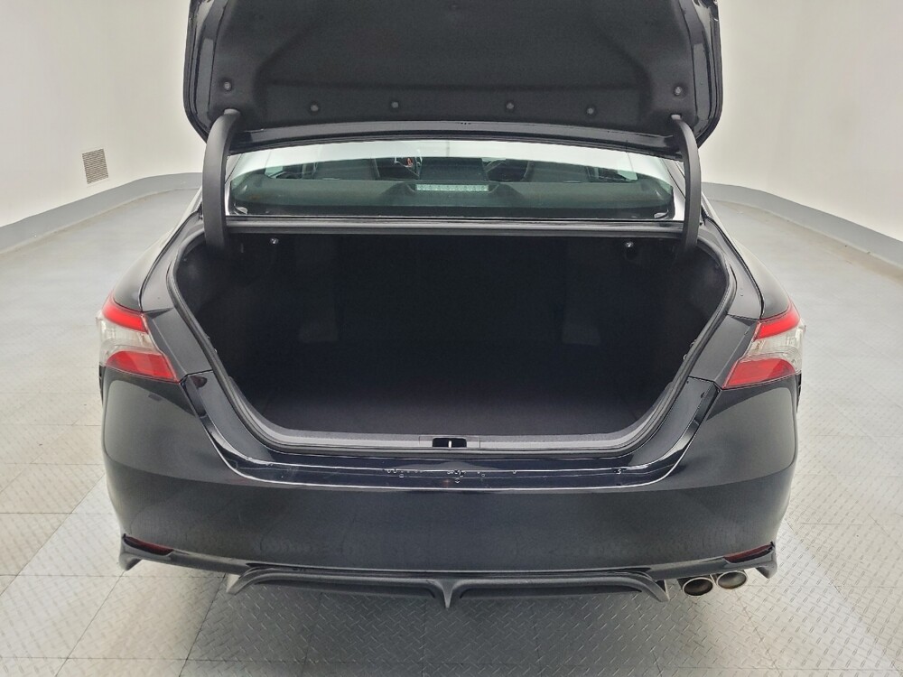 2019 Toyota Camry in Peoria, IL 61615 - 18054020 29