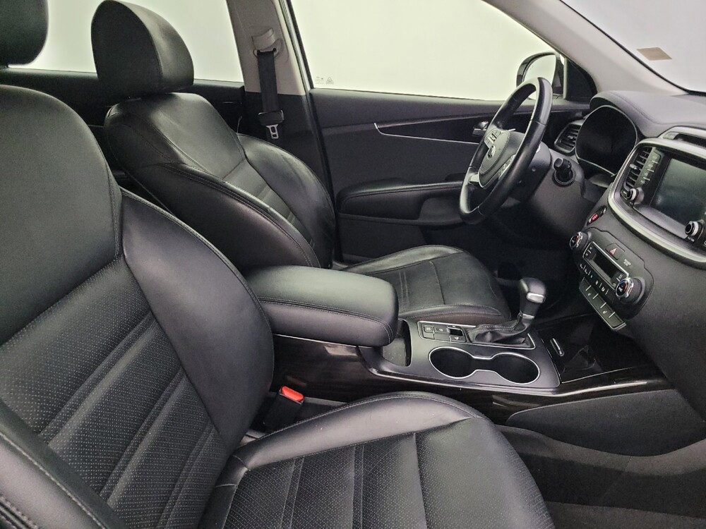 2019 Kia Sorento in Tampa, FL 33612 - 18054082 21