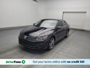 2017 Volkswagen Passat in Union City, GA 30291