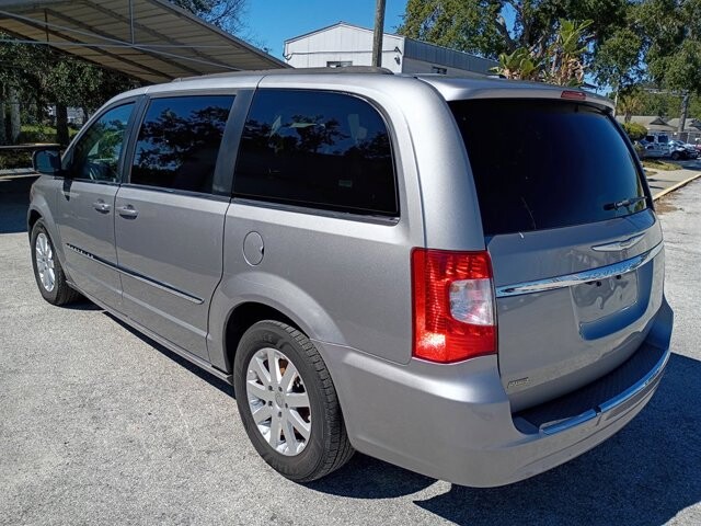 2014 Chrysler Town & Country in Hudson, FL 34669 - 18054174 6