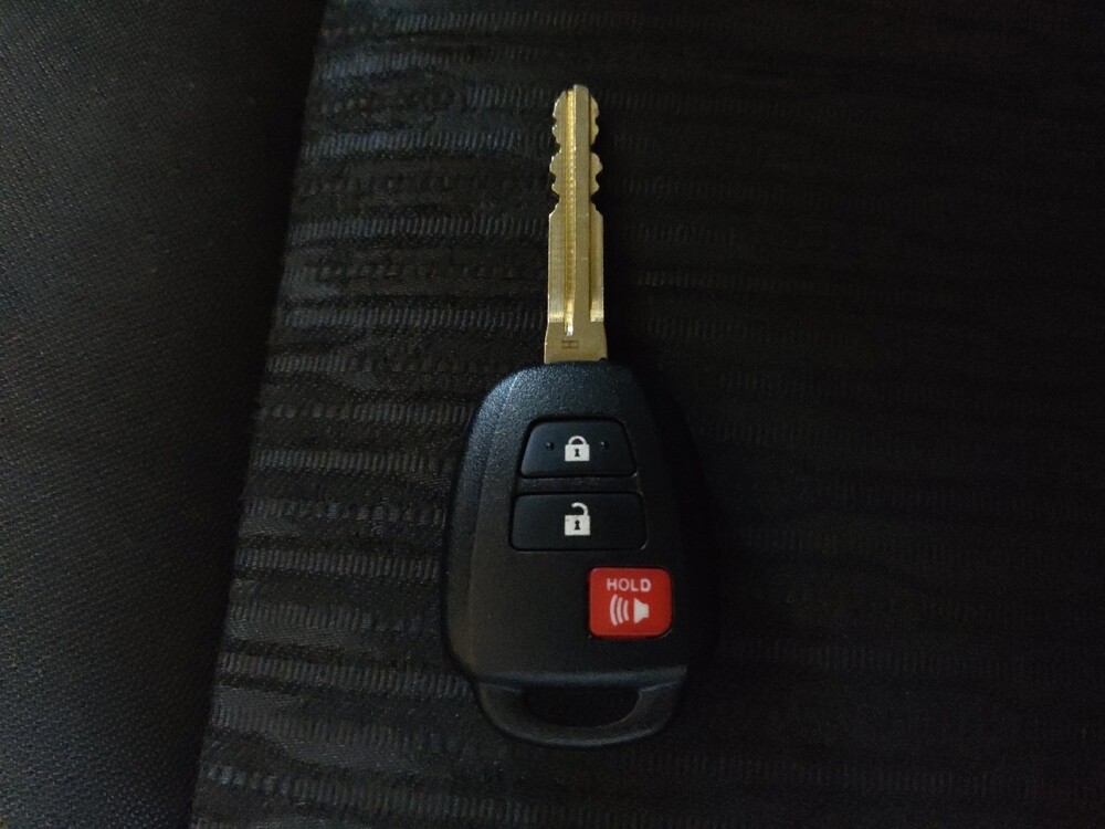 2018 Toyota Tundra in Lauderdale Lakes, FL 33313 - 18054270 32