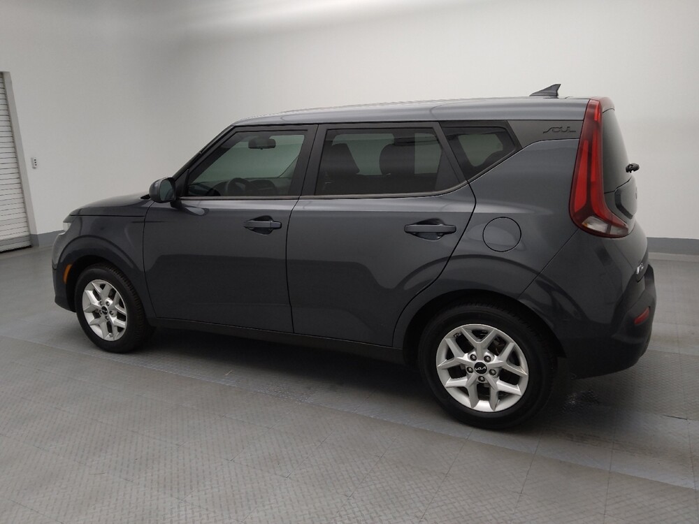 2022 Kia Soul in Lakewood, CO 80215 - 18054300 3