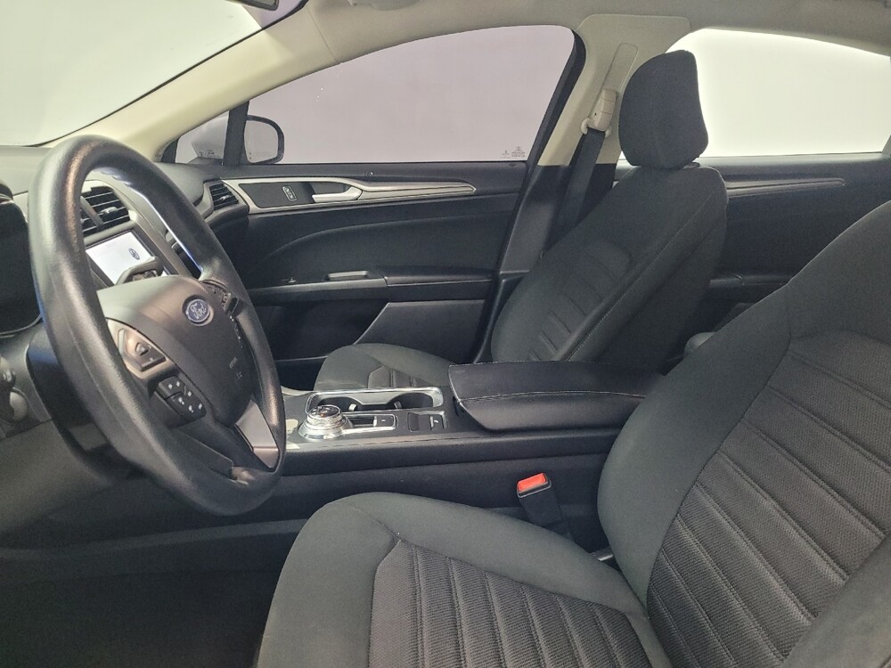 2020 Ford Fusion in Huntsville, AL 35816 - 18054304 17