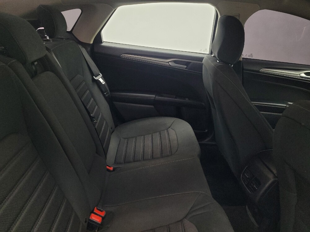 2020 Ford Fusion in Huntsville, AL 35816 - 18054304 19