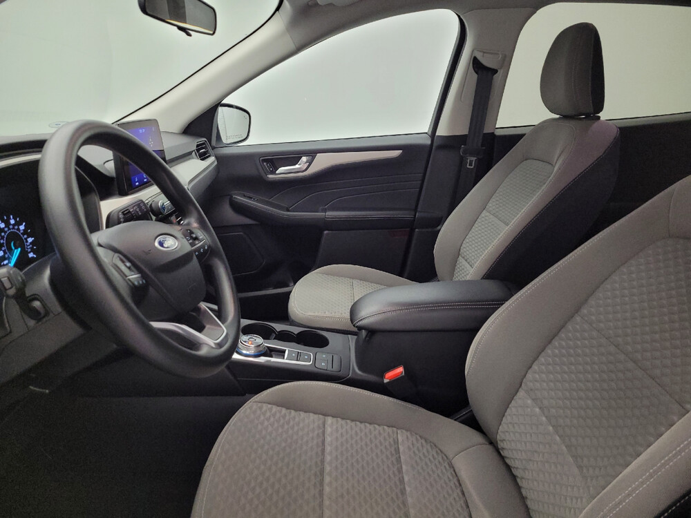 2021 Ford Escape in Miamisburg, OH 45342 - 18054335 17