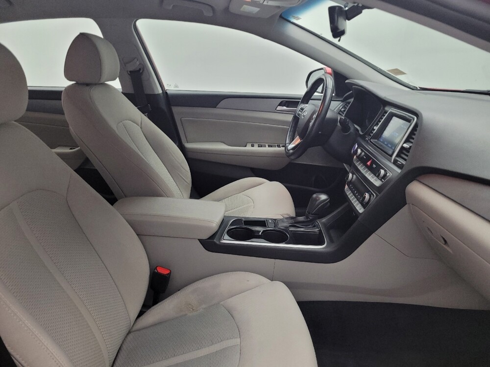 2018 Hyundai Sonata in Miamisburg, OH 45342 - 18054346 21