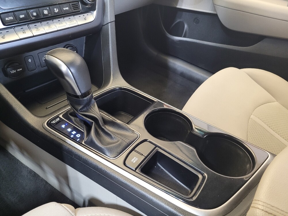 2018 Hyundai Sonata in Miamisburg, OH 45342 - 18054346 26