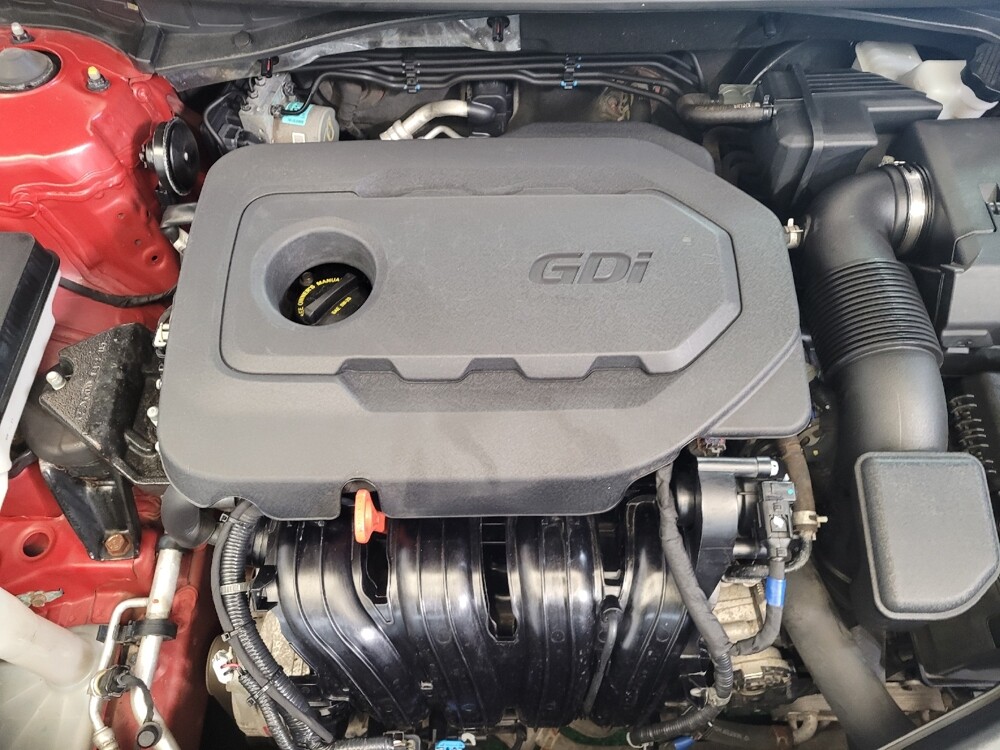 2018 Hyundai Sonata in Miamisburg, OH 45342 - 18054346 30