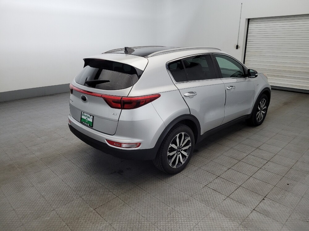 2017 Kia Sportage in Temple Hills, MD 20746 - 18054367 9