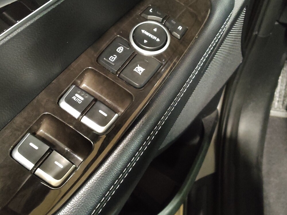 2017 Kia Sorento in Temple Hills, MD 20746 - 18054372 27