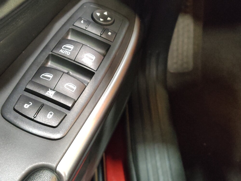 2021 Jeep Cherokee in Henrico, VA 23223 - 18054375 27