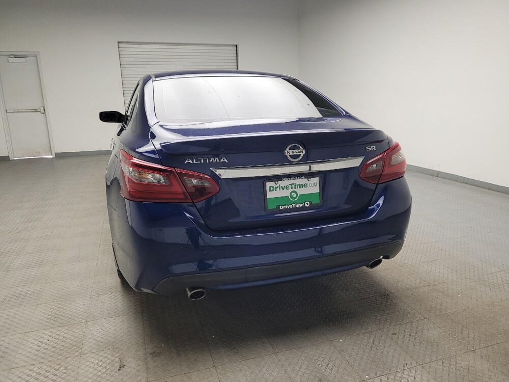2017 Nissan Altima in Lexington, KY 40509 - 18054399 6