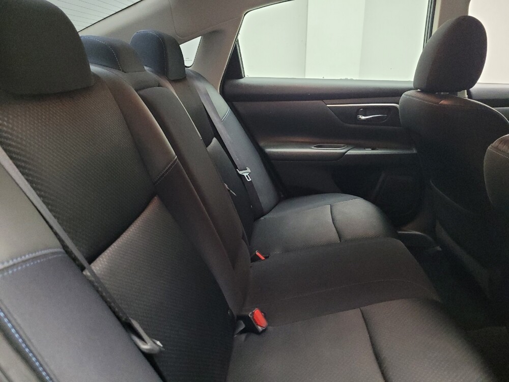 2017 Nissan Altima in Lexington, KY 40509 - 18054399 19