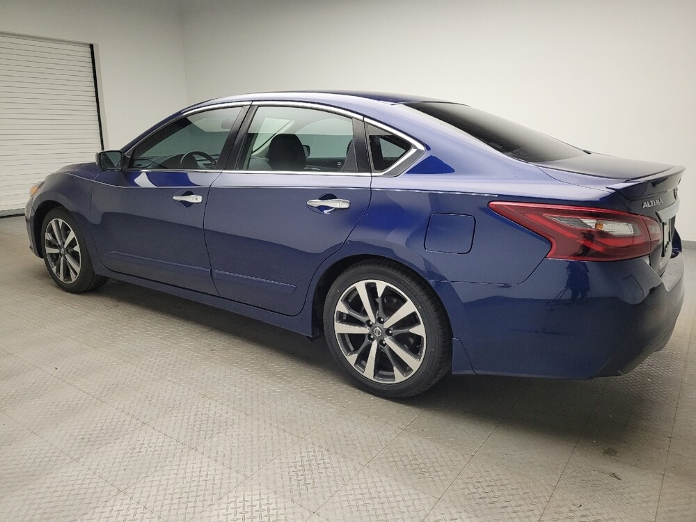 2017 Nissan Altima in Lexington, KY 40509 - 18054399 3