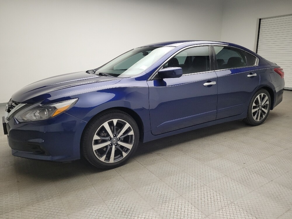 2017 Nissan Altima in Lexington, KY 40509 - 18054399 2