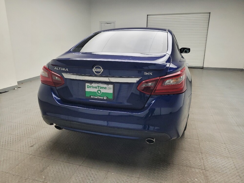 2017 Nissan Altima in Lexington, KY 40509 - 18054399 7