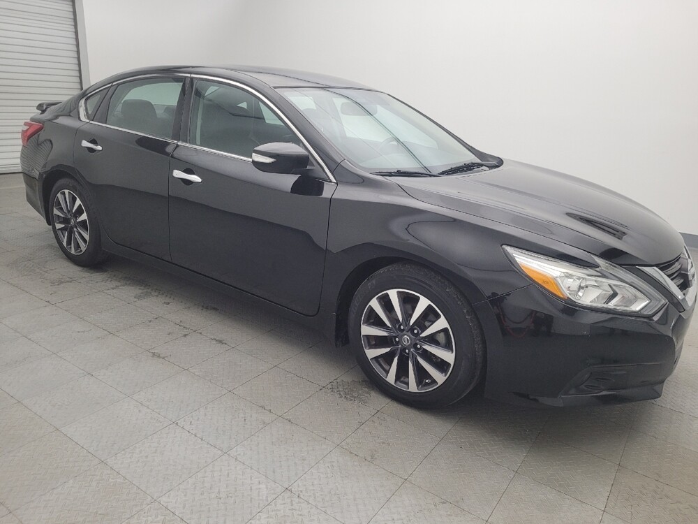 2017 Nissan Altima in Houston, TX 77060 - 18054438 11