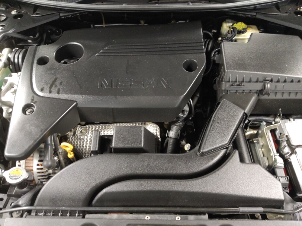 2017 Nissan Altima in Houston, TX 77060 - 18054438 30