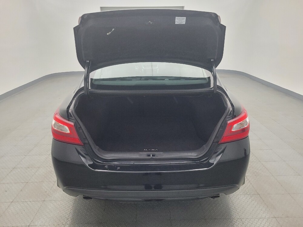 2017 Nissan Altima in Houston, TX 77060 - 18054438 29