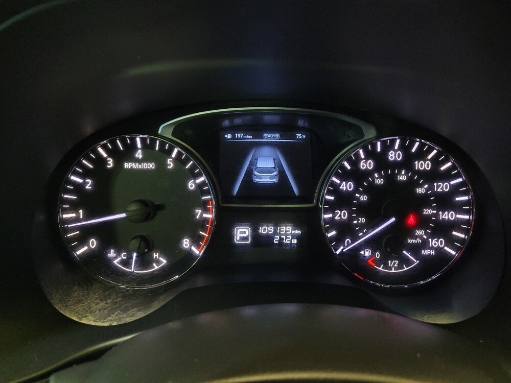 2013 Nissan Pathfinder in Maple Heights, OH 44137 - 18054471 23