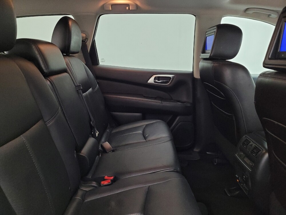 2013 Nissan Pathfinder in Maple Heights, OH 44137 - 18054471 19