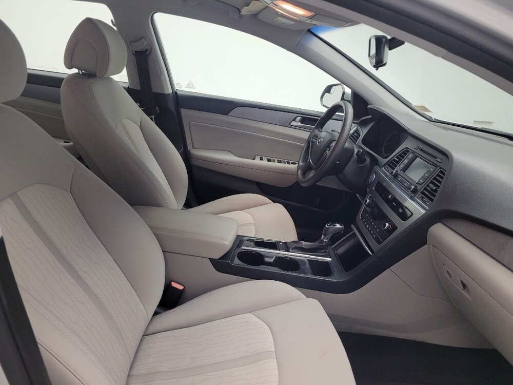 2016 Hyundai Sonata in Antioch, TN 37013 - 18054477 21