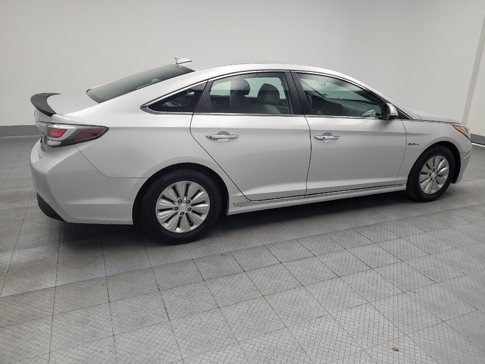 2016 Hyundai Sonata in Antioch, TN 37013 - 18054477 10