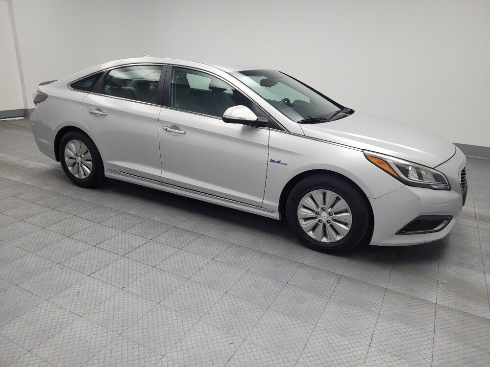 2016 Hyundai Sonata in Antioch, TN 37013 - 18054477 11
