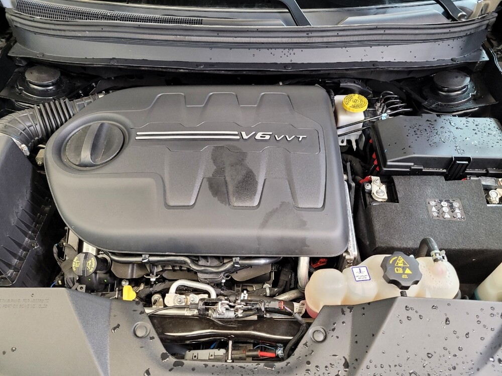 2021 Jeep Cherokee in Maple Heights, OH 44137 - 18054570 30