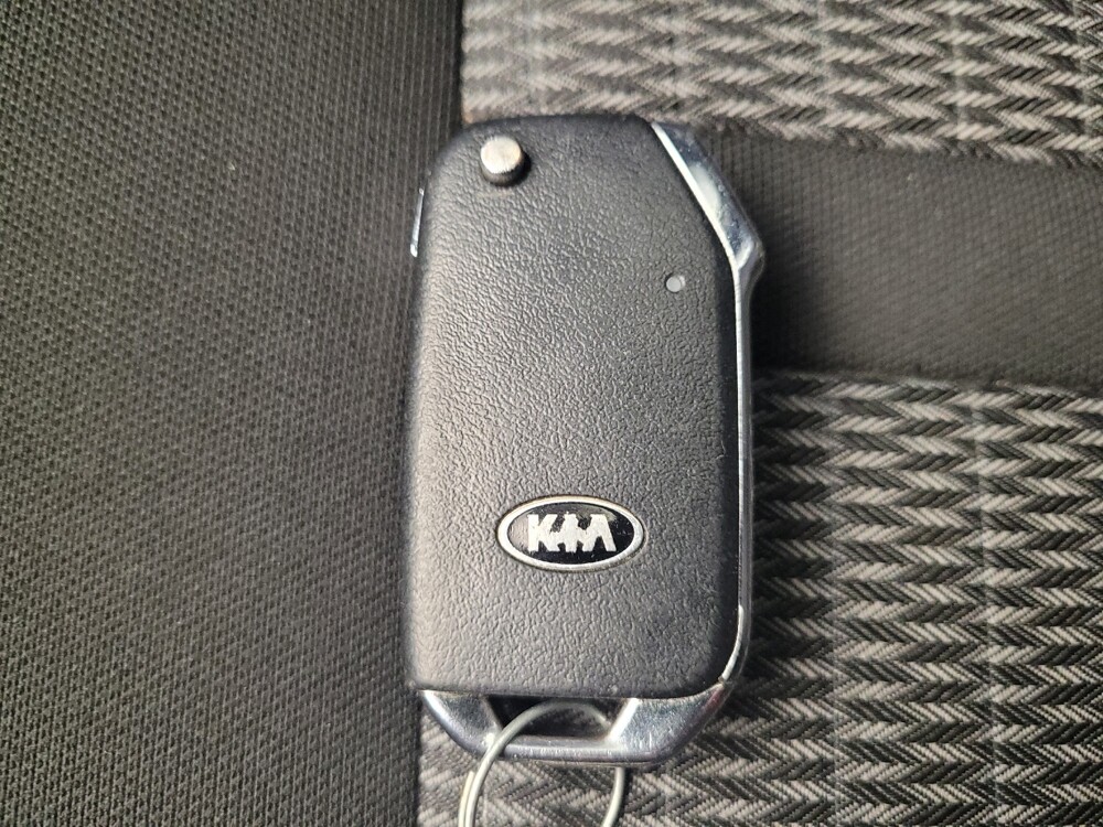 2021 Kia Sorento in Louisville, KY 40258 - 18054597 32