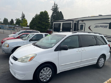 2005 Toyota Sienna in Mount Vernon, WA 98273