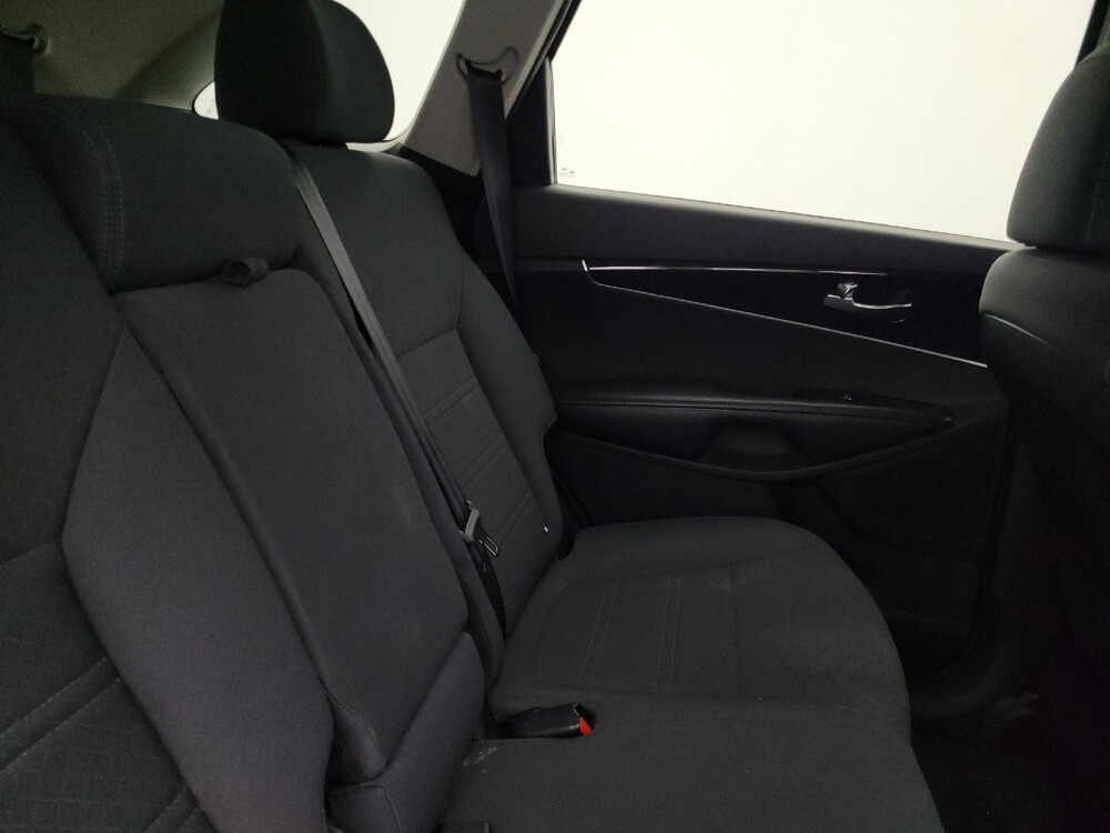 2019 Kia Sorento in Tallahassee, FL 32304 - 18054700 19