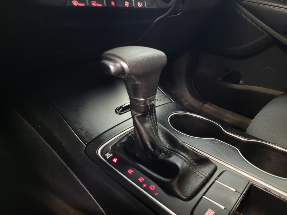 2019 Kia Sorento in Tallahassee, FL 32304 - 18054700 26