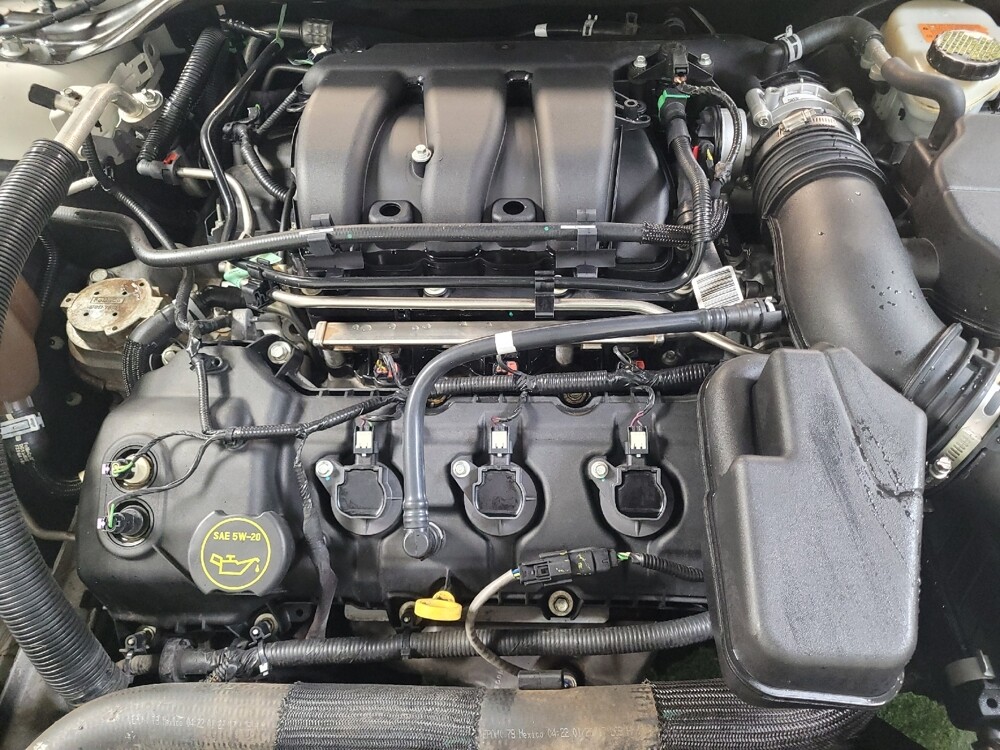 2017 Ford Taurus in Bradenton, FL 34207 - 18054706 30