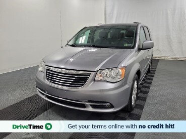 2016 Chrysler Town & Country in Plymouth Meeting, PA 19462