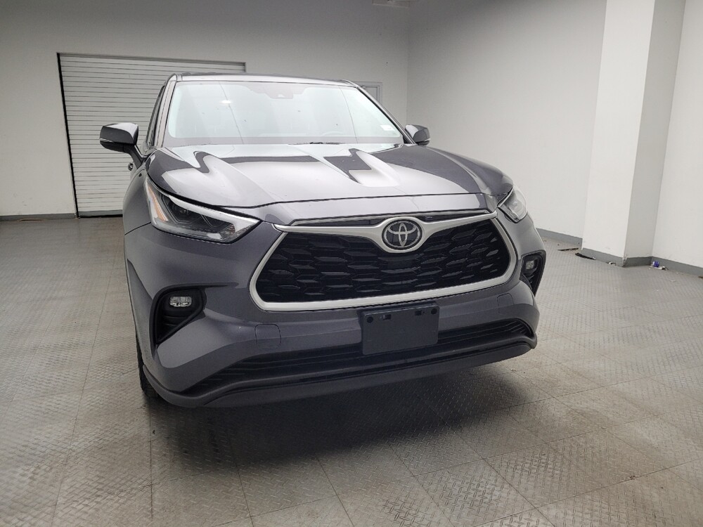 2021 Toyota Highlander in Taylor, MI 48180 - 18054780 14