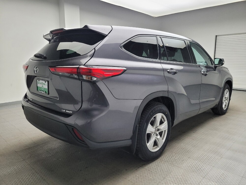2021 Toyota Highlander in Taylor, MI 48180 - 18054780 10
