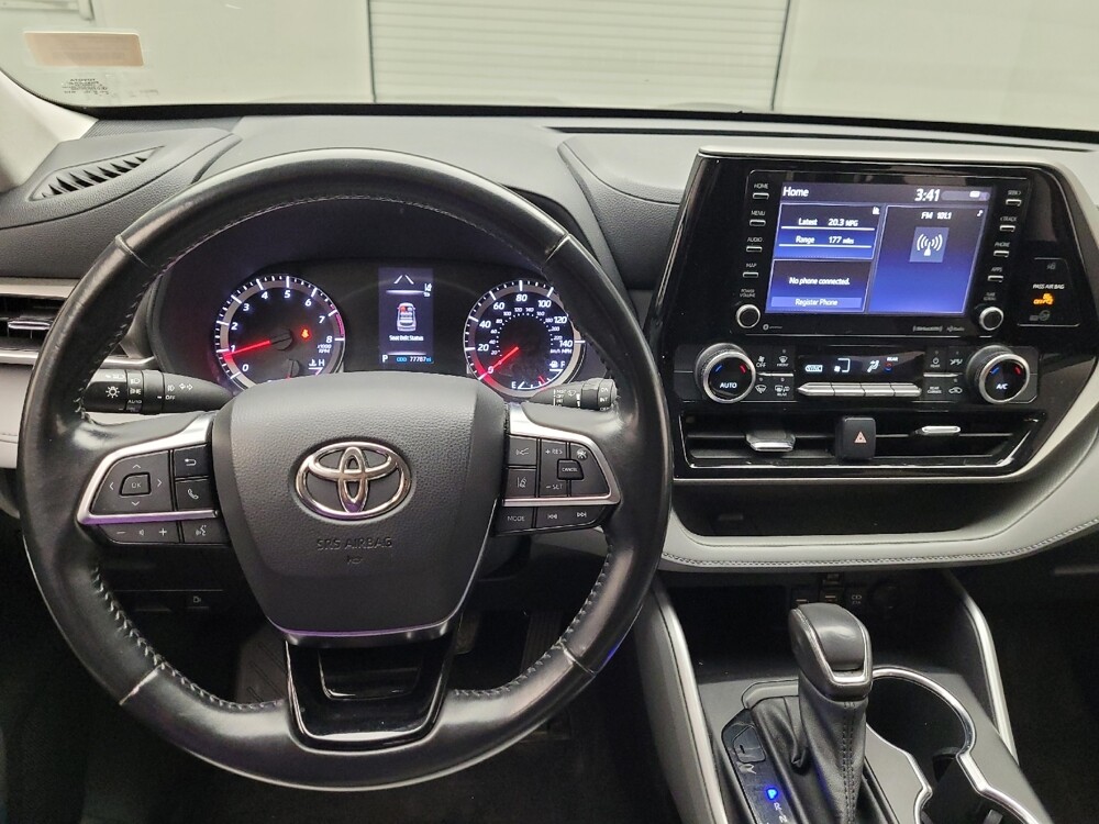 2021 Toyota Highlander in Taylor, MI 48180 - 18054780 22