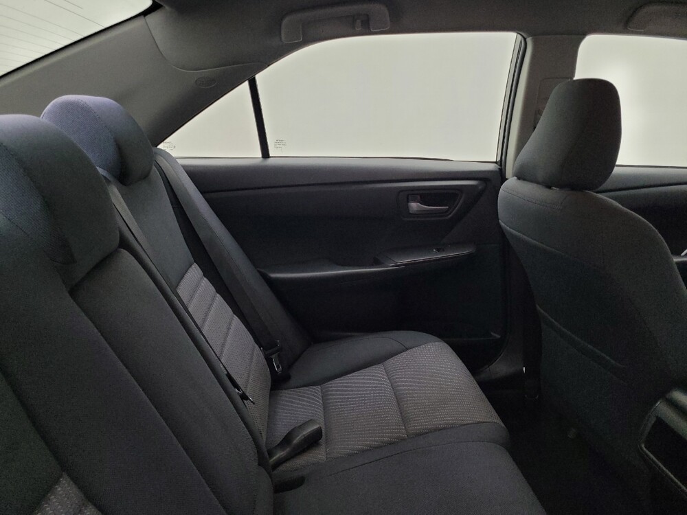 2016 Toyota Camry in Tallahassee, FL 32304 - 18054781 19