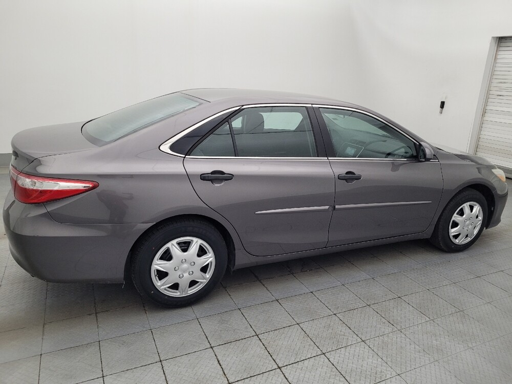 2016 Toyota Camry in Tallahassee, FL 32304 - 18054781 10