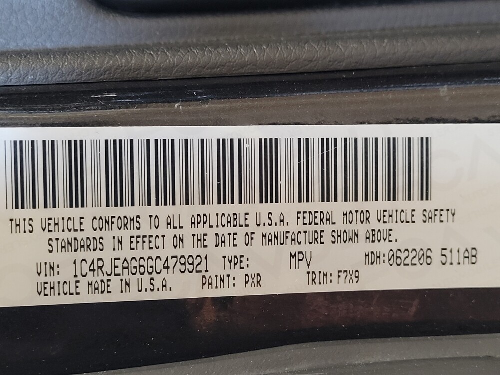 2016 Jeep Grand Cherokee in Savannah, GA 31419 - 18054818 33