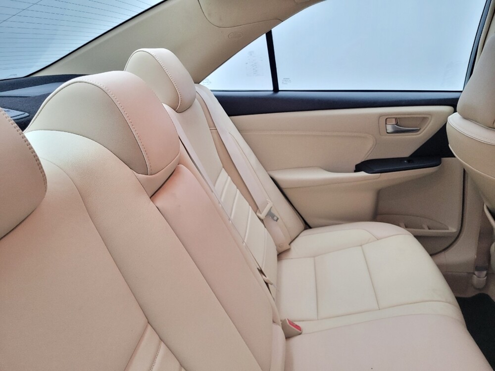 2015 Toyota Camry in Bradenton, FL 34207 - 18054880 19